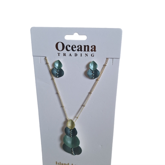 Oceana Trading Island Accessories 4 Leaf Green Pendant & Earrings Set - NEW - Picture 7 of 7